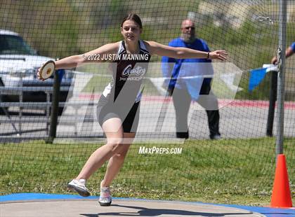 Thumbnail 2 in AAA 4A Regional Track & Field Meet photogallery.
