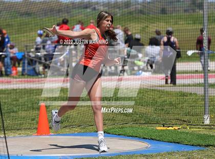 Thumbnail 2 in AAA 4A Regional Track & Field Meet photogallery.