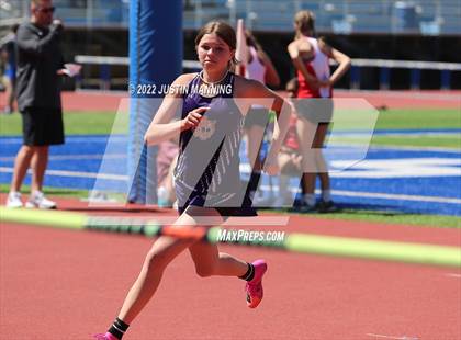 Thumbnail 1 in AAA 4A Regional Track & Field Meet photogallery.