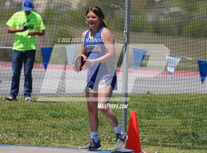 Thumbnail 3 in AAA 4A Regional Track & Field Meet photogallery.