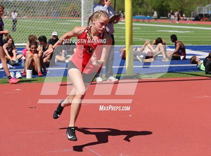Thumbnail 3 in AAA 4A Regional Track & Field Meet photogallery.