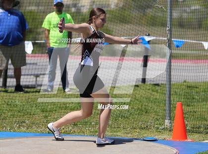 Thumbnail 3 in AAA 4A Regional Track & Field Meet photogallery.