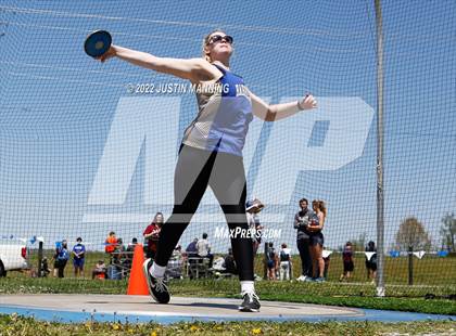 Thumbnail 2 in AAA 4A Regional Track & Field Meet photogallery.
