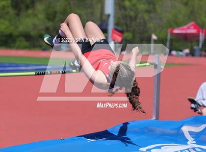 Thumbnail 3 in AAA 4A Regional Track & Field Meet photogallery.