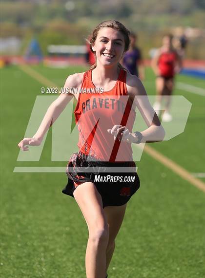 Thumbnail 1 in AAA 4A Regional Track & Field Meet photogallery.