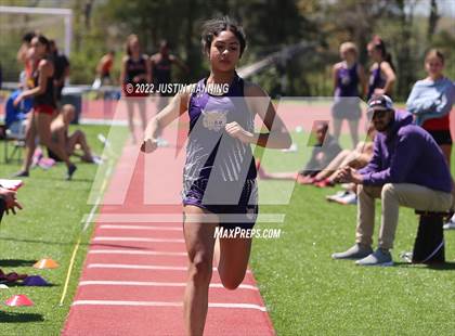 Thumbnail 1 in AAA 4A Regional Track & Field Meet photogallery.