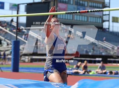 Thumbnail 3 in AAA 4A Regional Track & Field Meet photogallery.