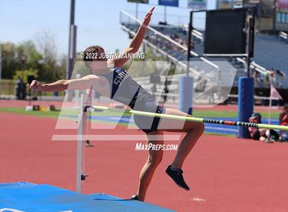 Thumbnail 3 in AAA 4A Regional Track & Field Meet photogallery.