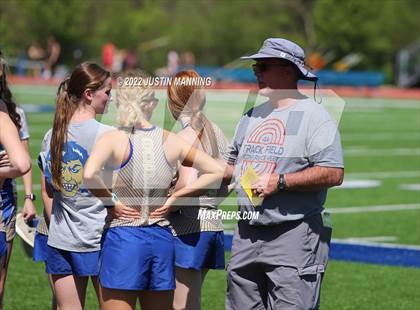 Thumbnail 2 in AAA 4A Regional Track & Field Meet photogallery.