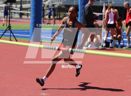 Thumbnail 2 in AAA 4A Regional Track & Field Meet photogallery.