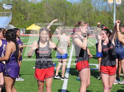 Thumbnail 2 in AAA 4A Regional Track & Field Meet photogallery.