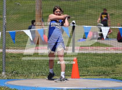 Thumbnail 3 in AAA 4A Regional Track & Field Meet photogallery.