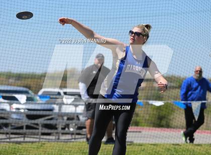 Thumbnail 3 in AAA 4A Regional Track & Field Meet photogallery.