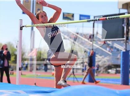 Thumbnail 3 in AAA 4A Regional Track & Field Meet photogallery.