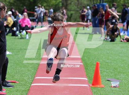 Thumbnail 2 in AAA 4A Regional Track & Field Meet photogallery.