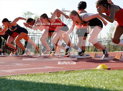 Thumbnail 1 in AAA 4A Regional Track & Field Meet photogallery.