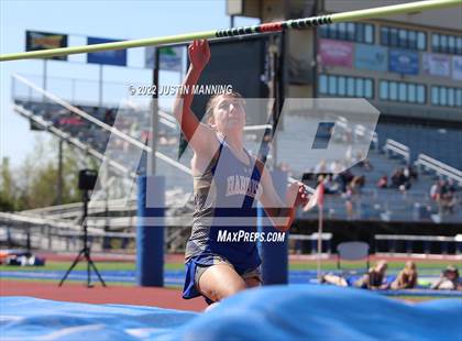Thumbnail 1 in AAA 4A Regional Track & Field Meet photogallery.