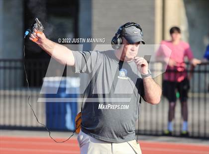 Thumbnail 1 in AAA 4A Regional Track & Field Meet photogallery.