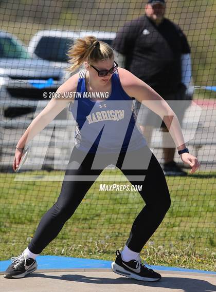 Thumbnail 3 in AAA 4A Regional Track & Field Meet photogallery.