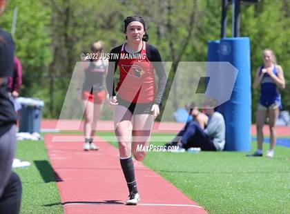 Thumbnail 3 in AAA 4A Regional Track & Field Meet photogallery.