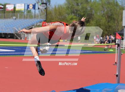 Thumbnail 1 in AAA 4A Regional Track & Field Meet photogallery.