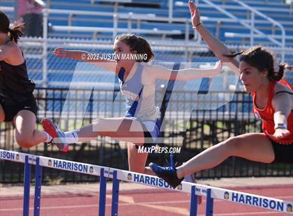 Thumbnail 1 in AAA 4A Regional Track & Field Meet photogallery.