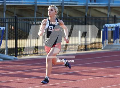 Thumbnail 3 in AAA 4A Regional Track & Field Meet photogallery.