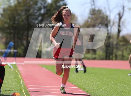 Thumbnail 1 in AAA 4A Regional Track & Field Meet photogallery.