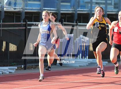 Thumbnail 2 in AAA 4A Regional Track & Field Meet photogallery.