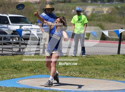 Thumbnail 3 in AAA 4A Regional Track & Field Meet photogallery.