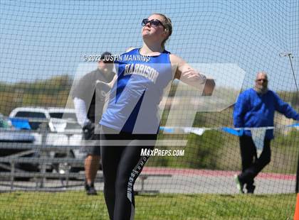 Thumbnail 2 in AAA 4A Regional Track & Field Meet photogallery.