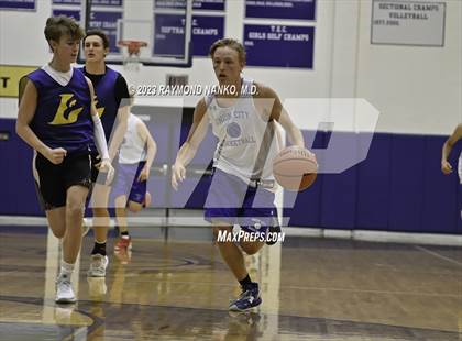 Thumbnail 3 in Cambridge City Lincoln vs Union City (Jon Detweiler Shoot Out)  photogallery.