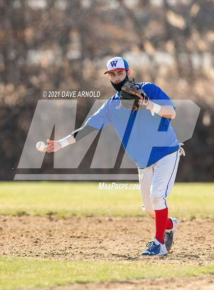 Thumbnail 3 in Oyster River @ Winnacunnet (Scrimmage) photogallery.