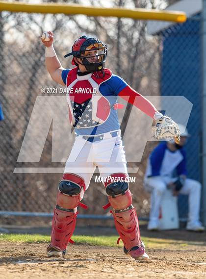 Thumbnail 2 in Oyster River @ Winnacunnet (Scrimmage) photogallery.