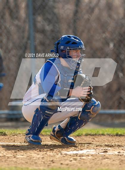 Thumbnail 2 in Oyster River @ Winnacunnet (Scrimmage) photogallery.