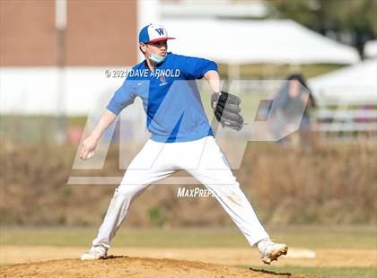 Thumbnail 3 in Oyster River @ Winnacunnet (Scrimmage) photogallery.