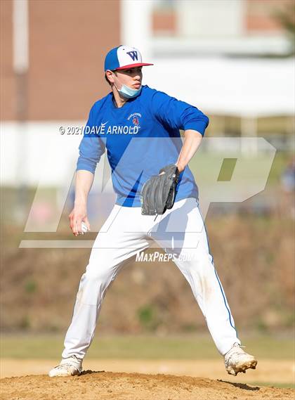 Thumbnail 2 in Oyster River @ Winnacunnet (Scrimmage) photogallery.