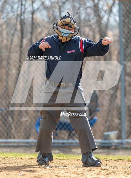 Thumbnail 1 in Oyster River @ Winnacunnet (Scrimmage) photogallery.