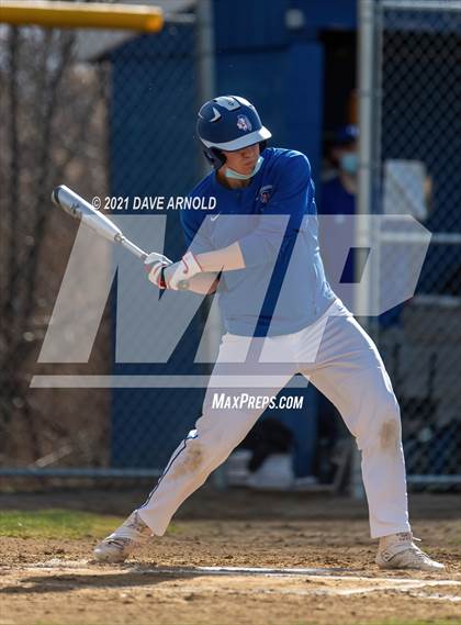 Thumbnail 2 in Oyster River @ Winnacunnet (Scrimmage) photogallery.