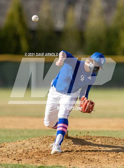 Thumbnail 3 in Oyster River @ Winnacunnet (Scrimmage) photogallery.