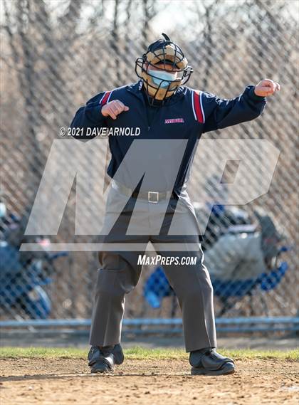 Thumbnail 2 in Oyster River @ Winnacunnet (Scrimmage) photogallery.
