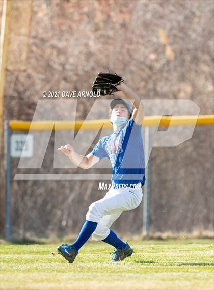Thumbnail 1 in Oyster River @ Winnacunnet (Scrimmage) photogallery.