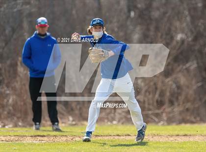 Thumbnail 1 in Oyster River @ Winnacunnet (Scrimmage) photogallery.