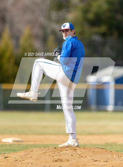 Thumbnail 1 in Oyster River @ Winnacunnet (Scrimmage) photogallery.