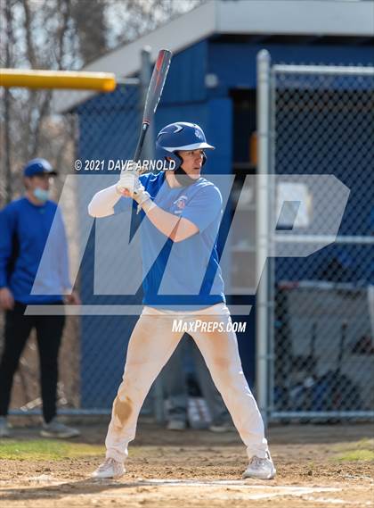 Thumbnail 3 in Oyster River @ Winnacunnet (Scrimmage) photogallery.