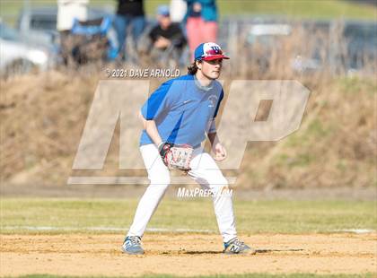 Thumbnail 2 in Oyster River @ Winnacunnet (Scrimmage) photogallery.