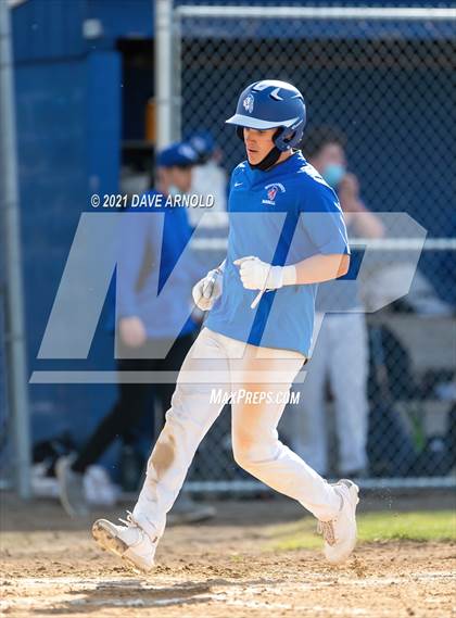Thumbnail 3 in Oyster River @ Winnacunnet (Scrimmage) photogallery.