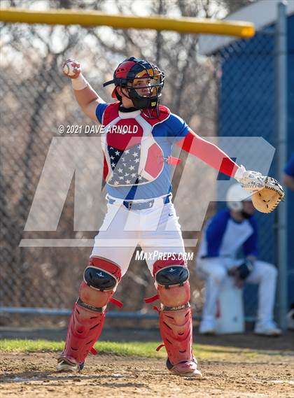 Thumbnail 3 in Oyster River @ Winnacunnet (Scrimmage) photogallery.