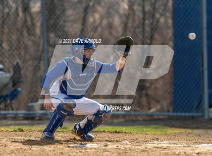 Thumbnail 3 in Oyster River @ Winnacunnet (Scrimmage) photogallery.