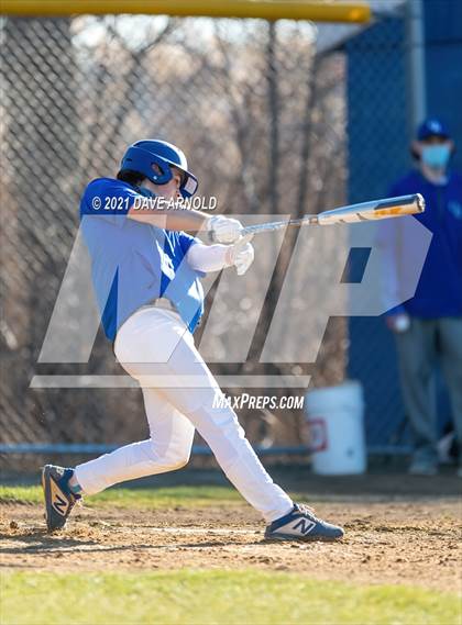 Thumbnail 1 in Oyster River @ Winnacunnet (Scrimmage) photogallery.
